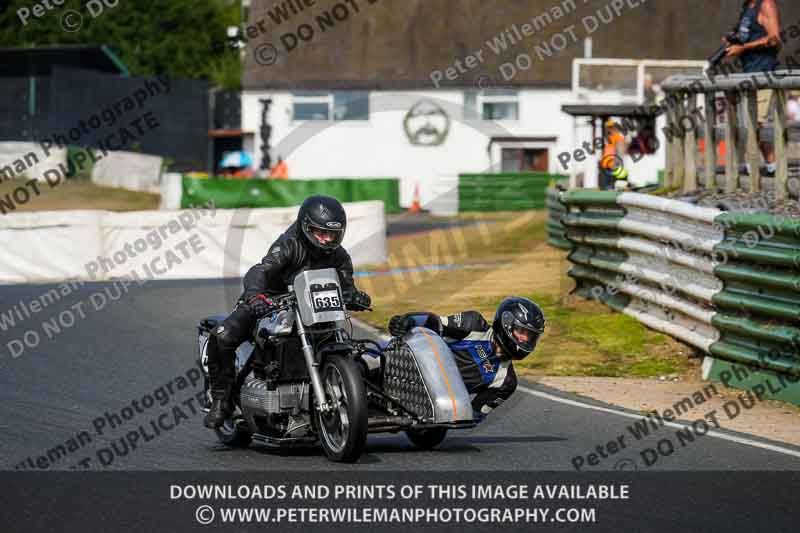Vintage motorcycle club;eventdigitalimages;mallory park;mallory park trackday photographs;no limits trackdays;peter wileman photography;trackday digital images;trackday photos;vmcc festival 1000 bikes photographs